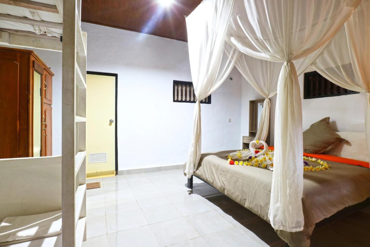 Sunjaya Kubu Guesthouse Lembongan Extérieur photo